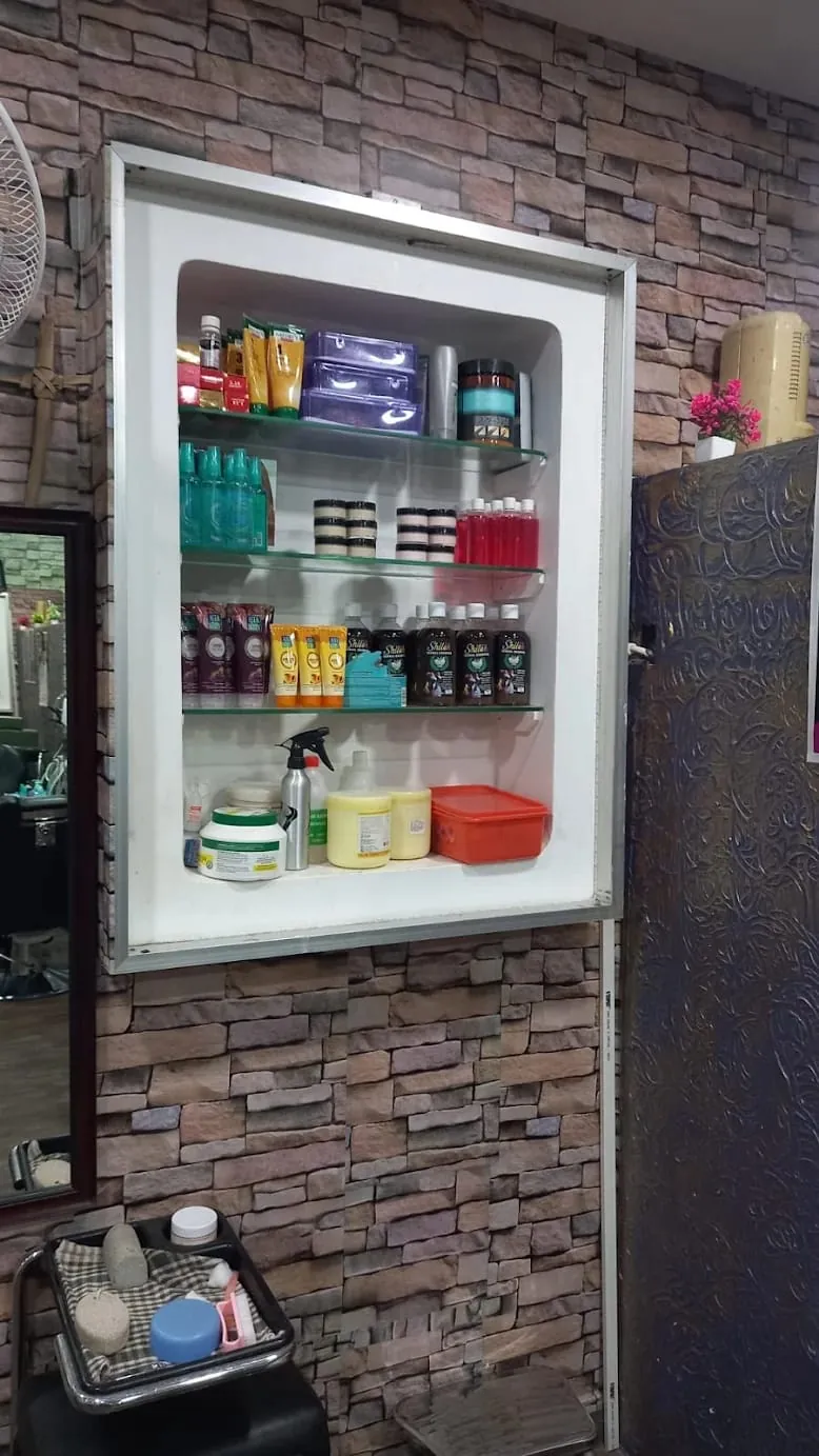 Shiloh Salon Styling Area