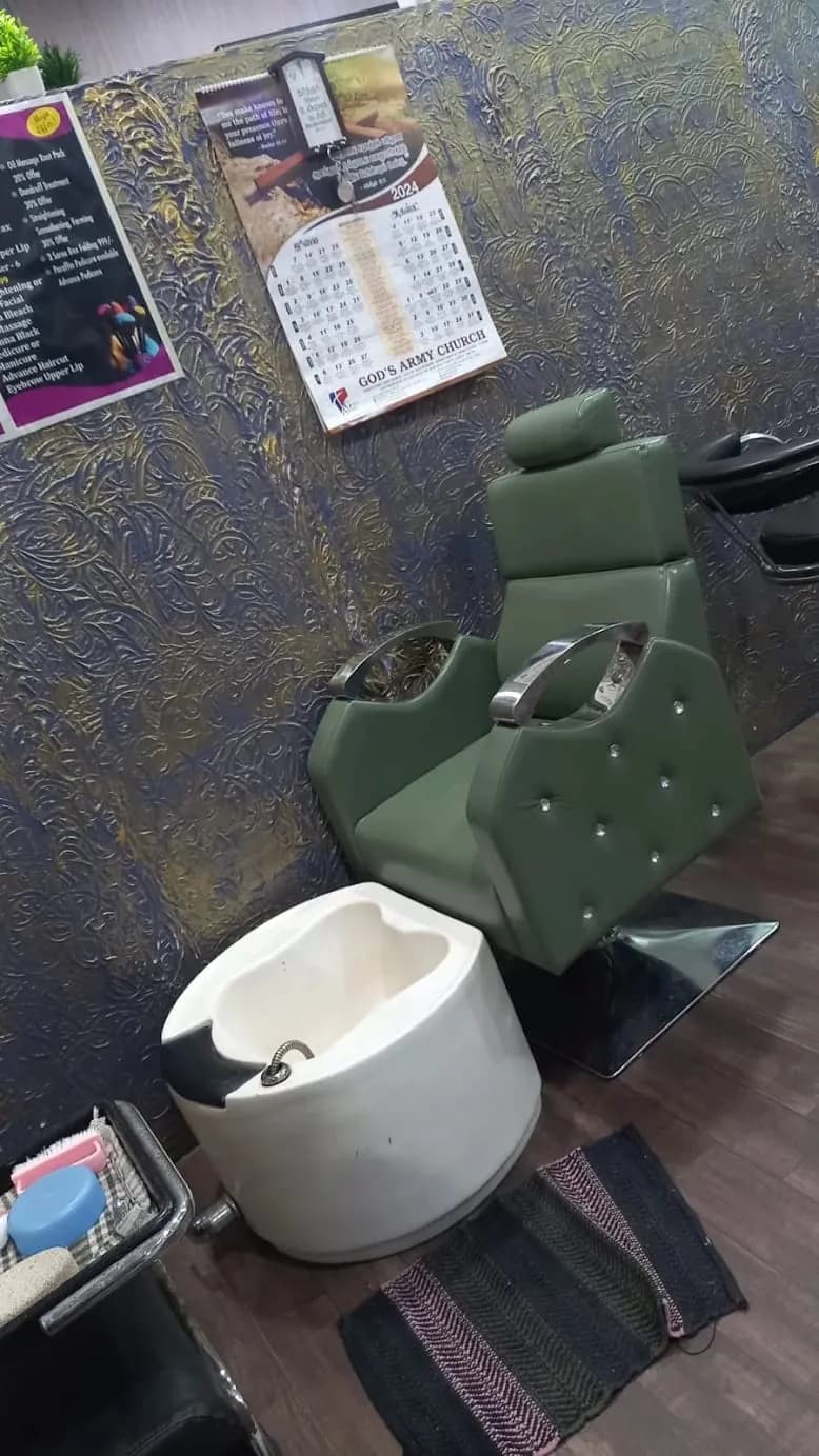 Shiloh Salon Hair Styling Area